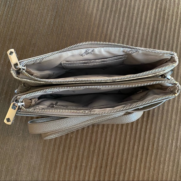 Jewell by Thirty-One Crossbody/Clutch Purse. - Picture 4 of 11